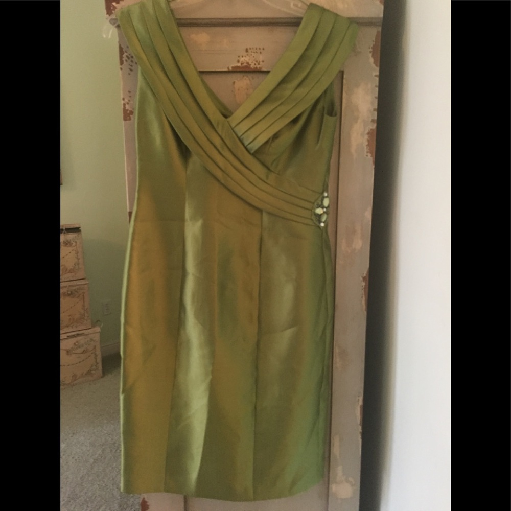 Dress/Patra